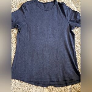 Lululemon Shirt Mens Blue Fundamental Crew Neck Tee Stretch Athletic size M